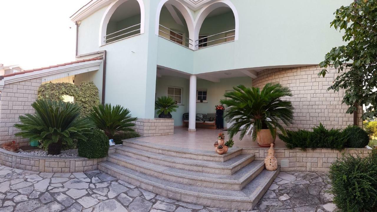 Villa Noela Pula Buitenkant foto